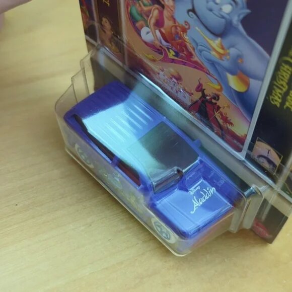 Disney Aladdin Hot Wheels Car Brand New - Picture 5 of 7